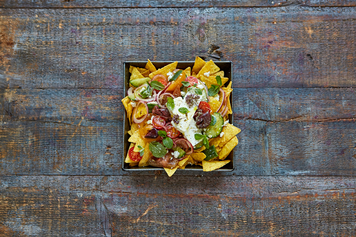 nachos_greeksalad