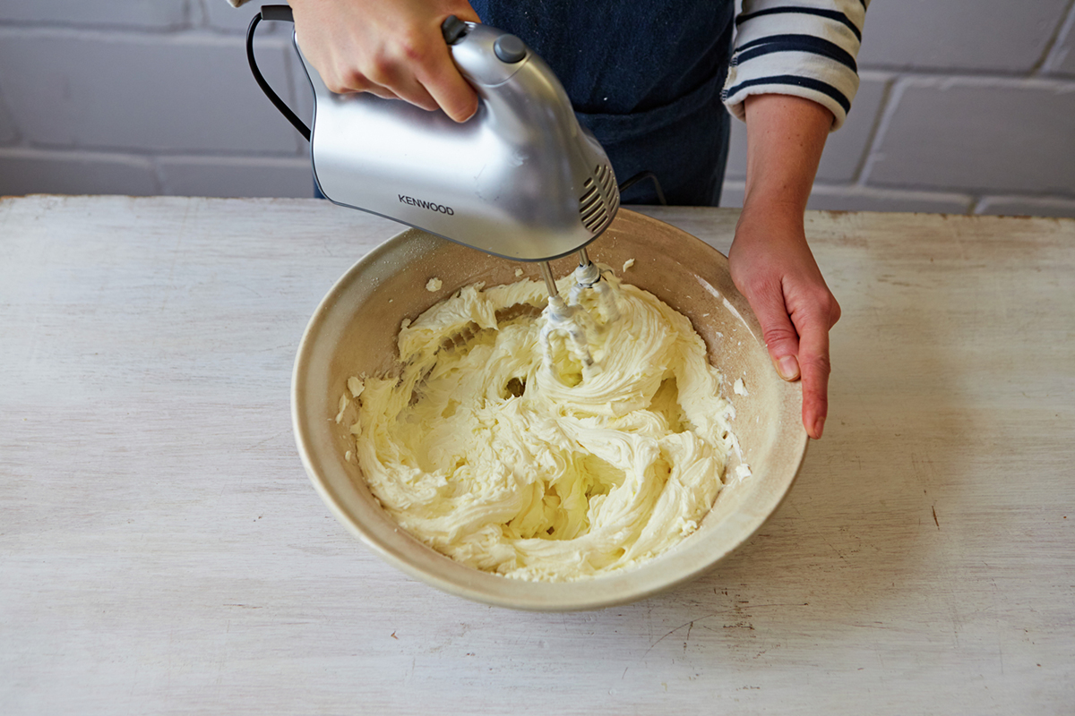 How to make cheesecake Jamie Oliver Features