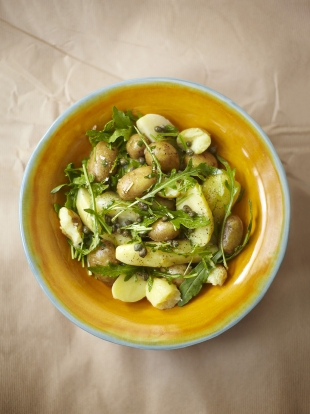 Warm potato salad with capers and rocket
