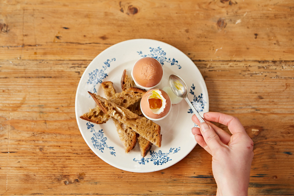 Image of a plate with boiled eggs and toast soldiers