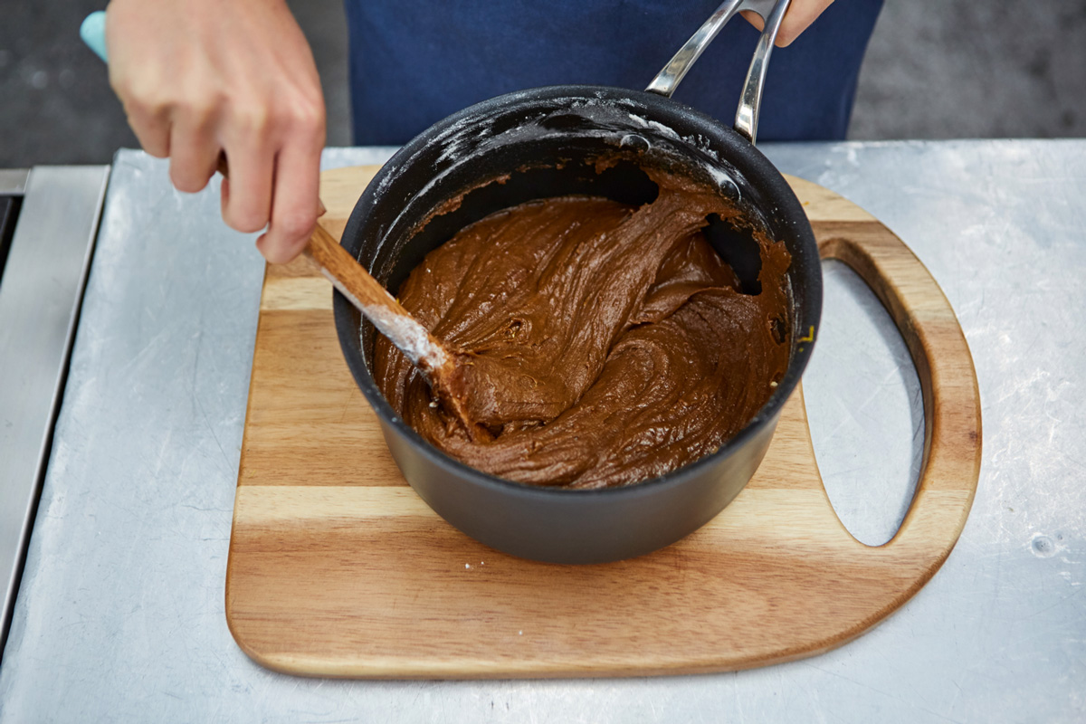 How to make a Gingerbread House Features Jamie Oliver