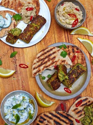 plate of vegan kofte with flatbreads