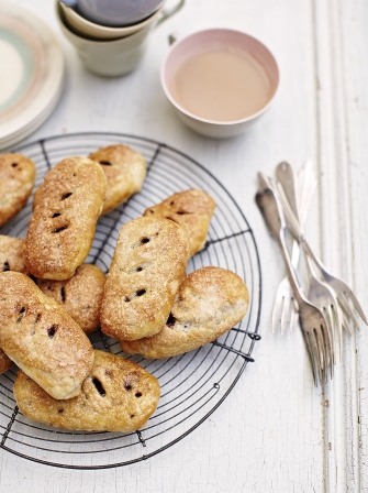 Banbury Cakes  Eggs Recipes  Jamie Oliver