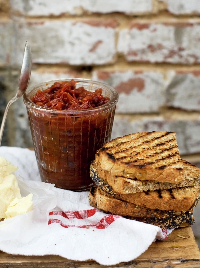 Easy tomato chutney